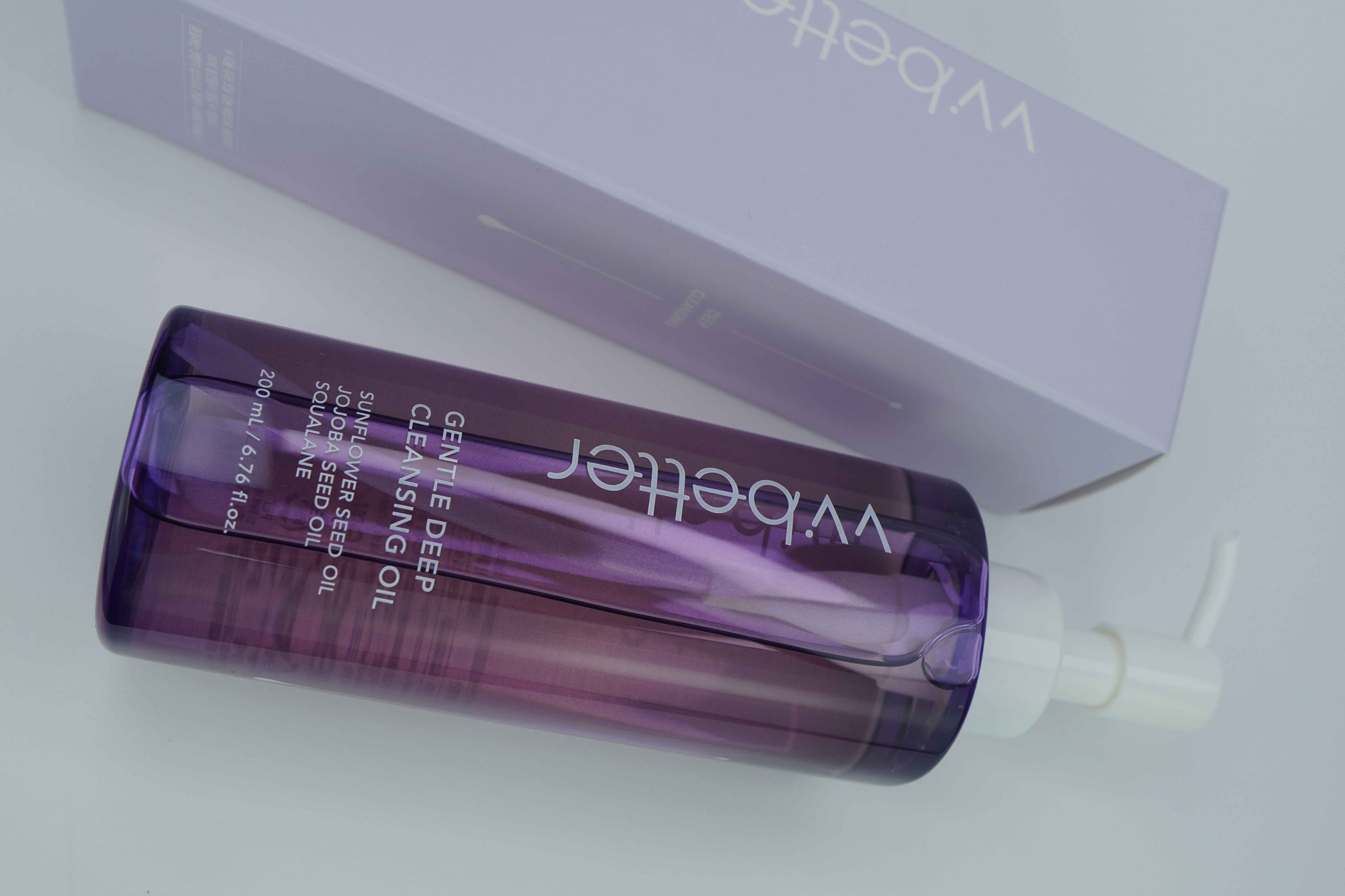 VVbetter Cleansing Oil – Makeup Melting Vegan Cleanser top view | Rosvia