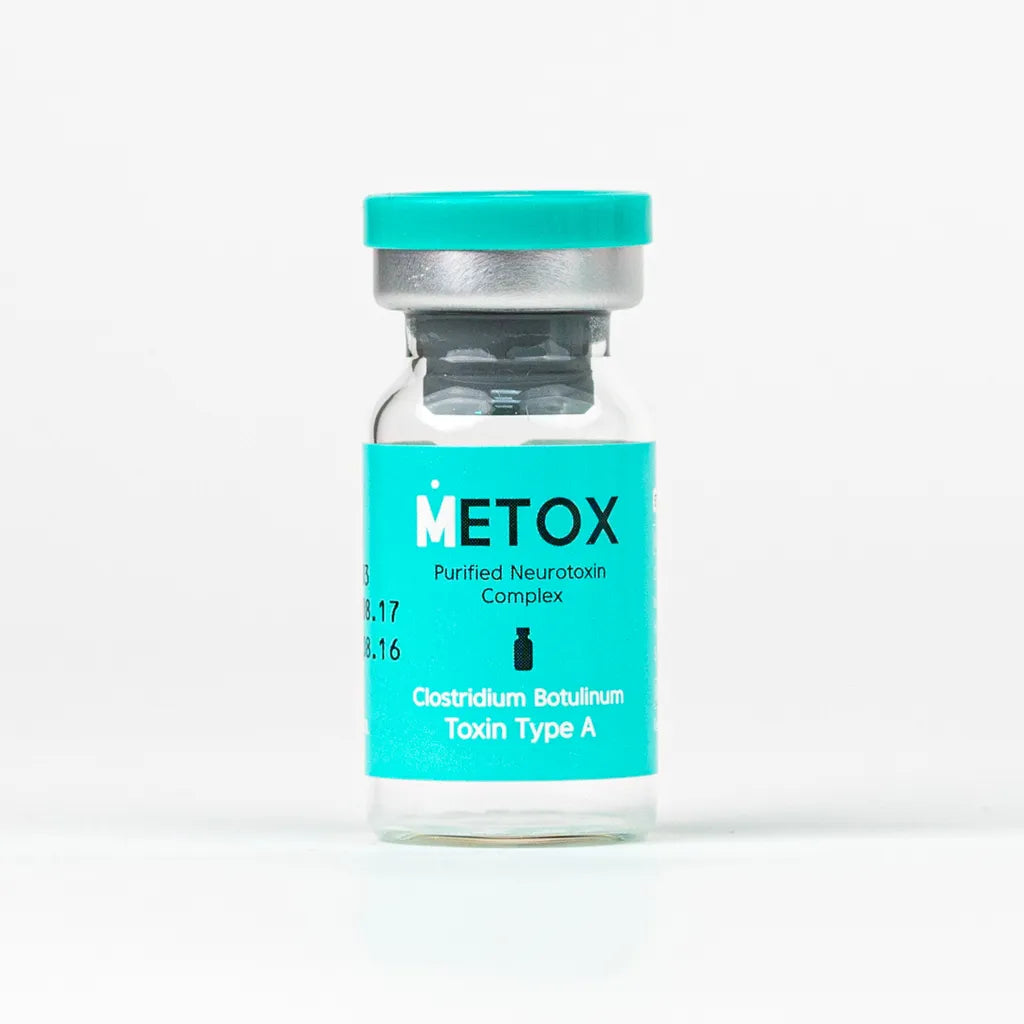 Metox vial – close-up of 100U wrinkle treatment
